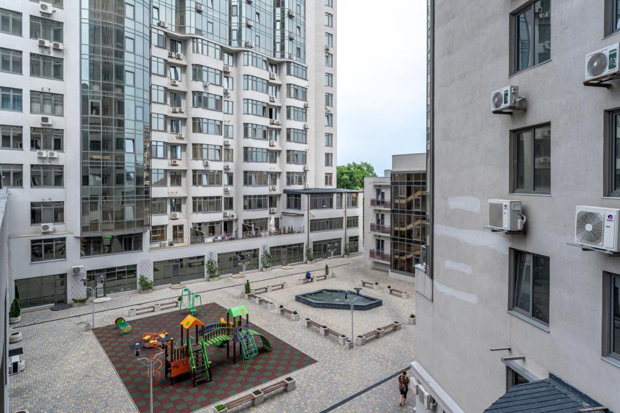 Gagarin Plaza 63 Apartman Odessza Kültér fotó